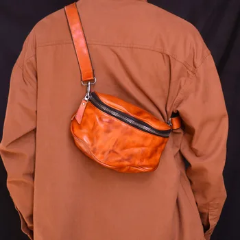 AETOO Odos plisuotos pečių maišą vyrų unisex stiliaus crossbody maišą Mados tendencija-karvės odos krūtinės maišelį vyrų asmenybės jungiamas n